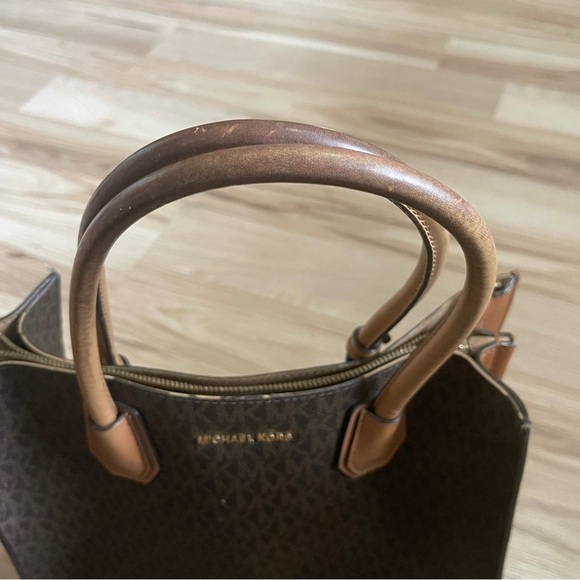 Michael Kors Brown and Tan Shoulder Bag with Structured Design - Picture 6 of 13